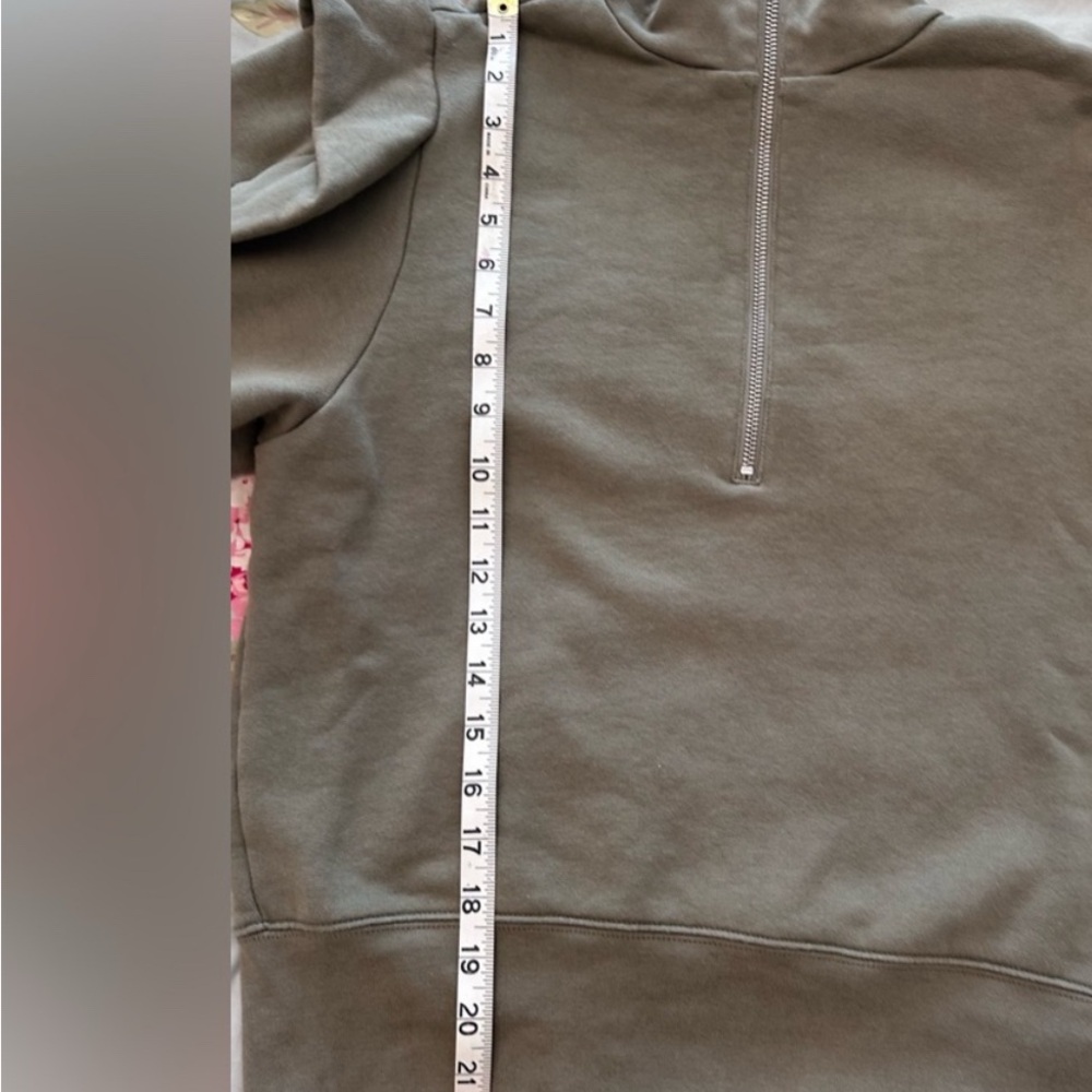 FRAME Sporty Half Zip Ruffle Shoulder Detail Sweatshirt Military Green S EUC - Picture 7 of 14
